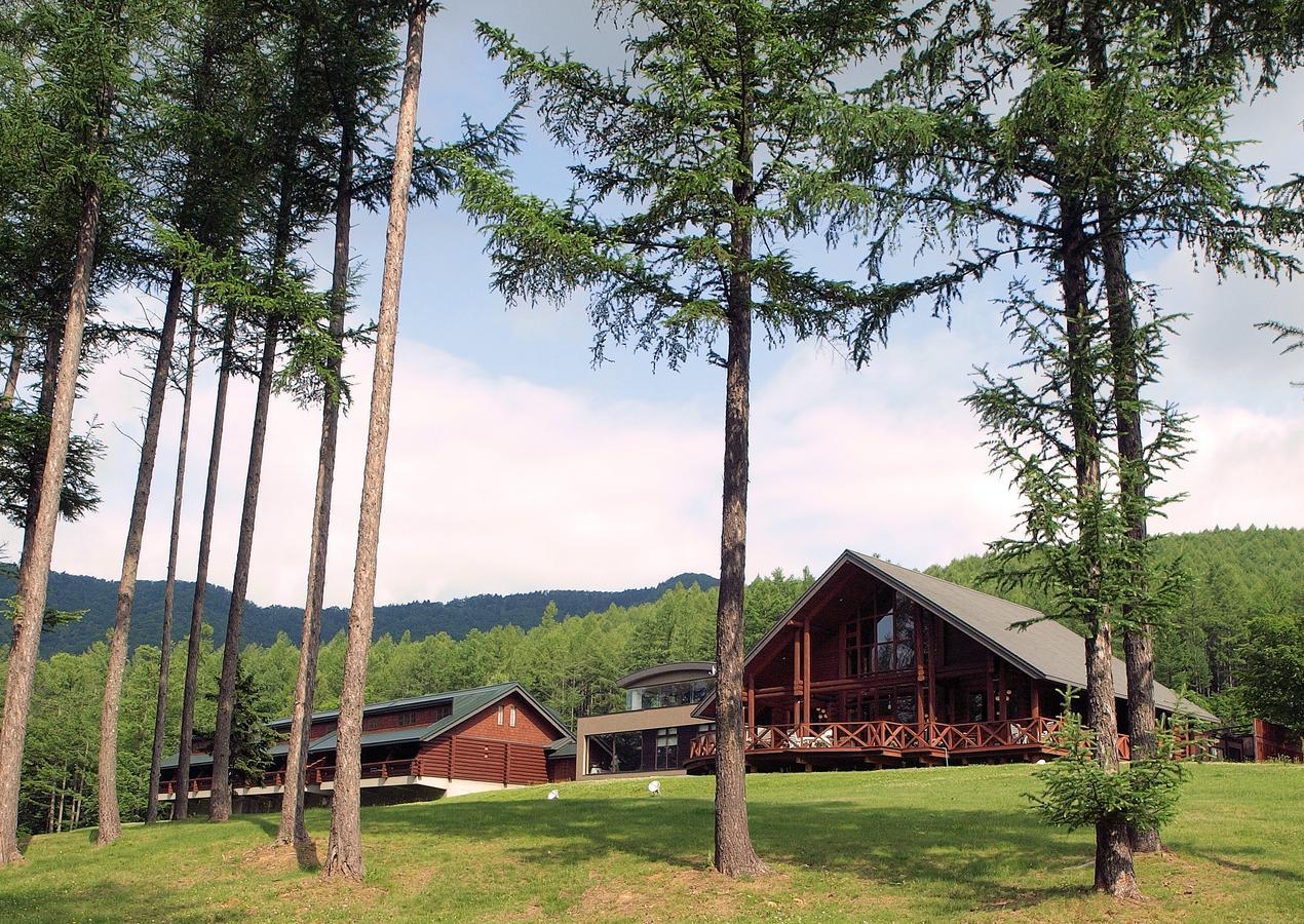 Log Hotel Larch Lake Kanayama Minamifurano Eksteriør bilde