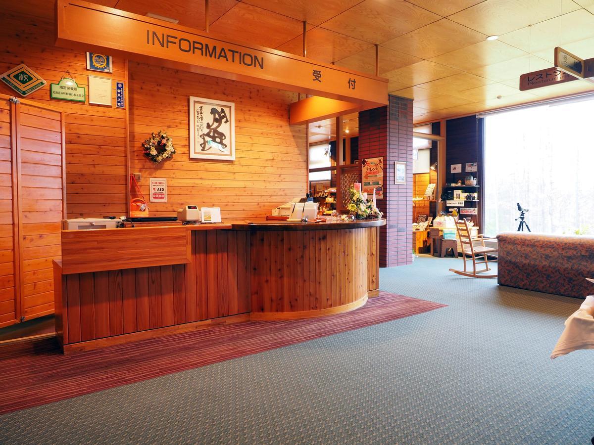 Log Hotel Larch Lake Kanayama Minamifurano Eksteriør bilde